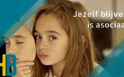 Jezelf blijven is asociaal